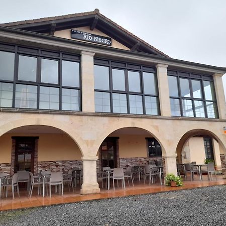 Hosteria Rio Negro Bárcena de Cicero Exteriör bild