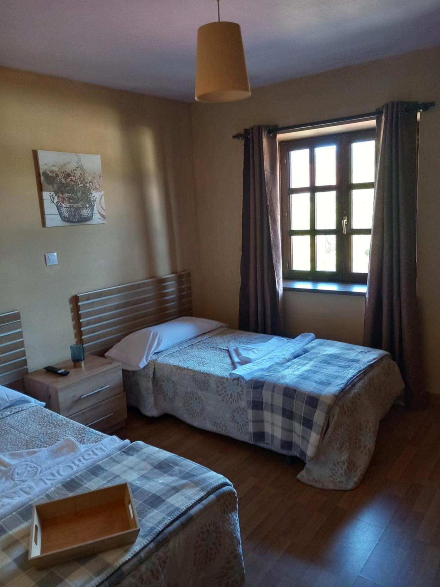 Hosteria Rio Negro Bárcena de Cicero Exteriör bild
